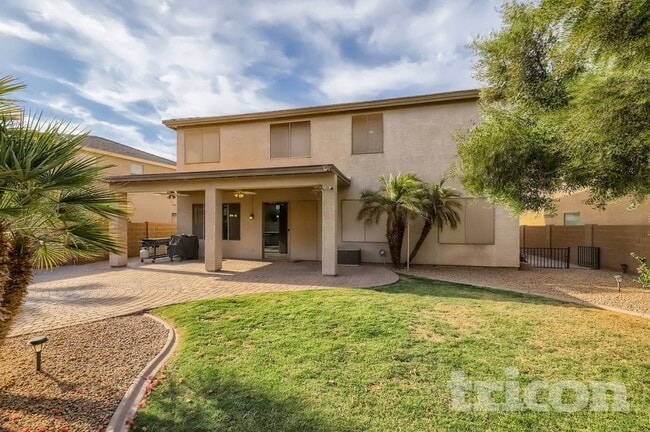 Foto del edificio - 43633 W Cydnee Dr