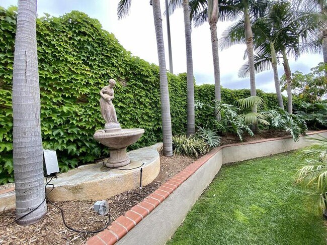 Foto del edificio - 3569 Bluff Ct