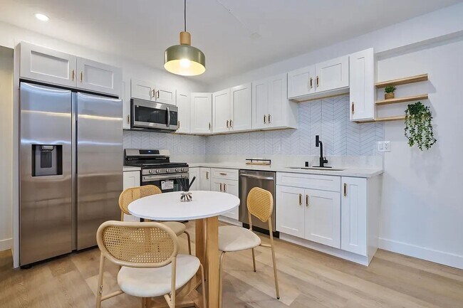 Photo - 1258 W 37th Dr Apartment