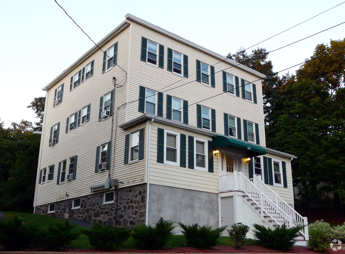 318 Water St, Wakefield, MA 01880 Apartments in Wakefield, MA