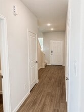 Building Photo - 16608 Aurora St