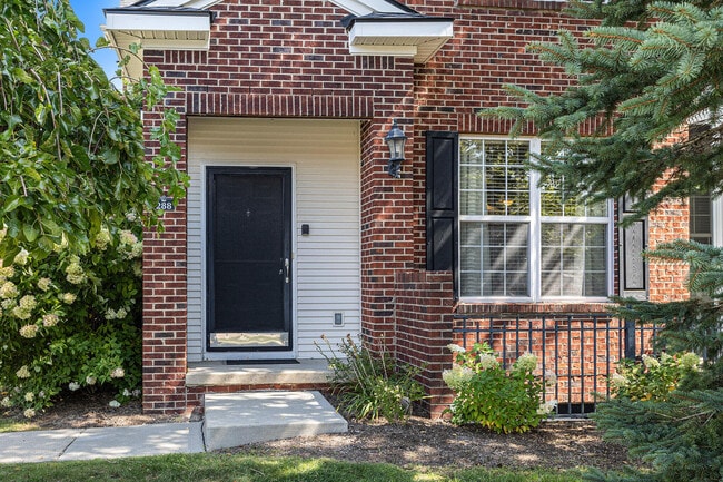 Building Photo - 331 Scio Village Ct
