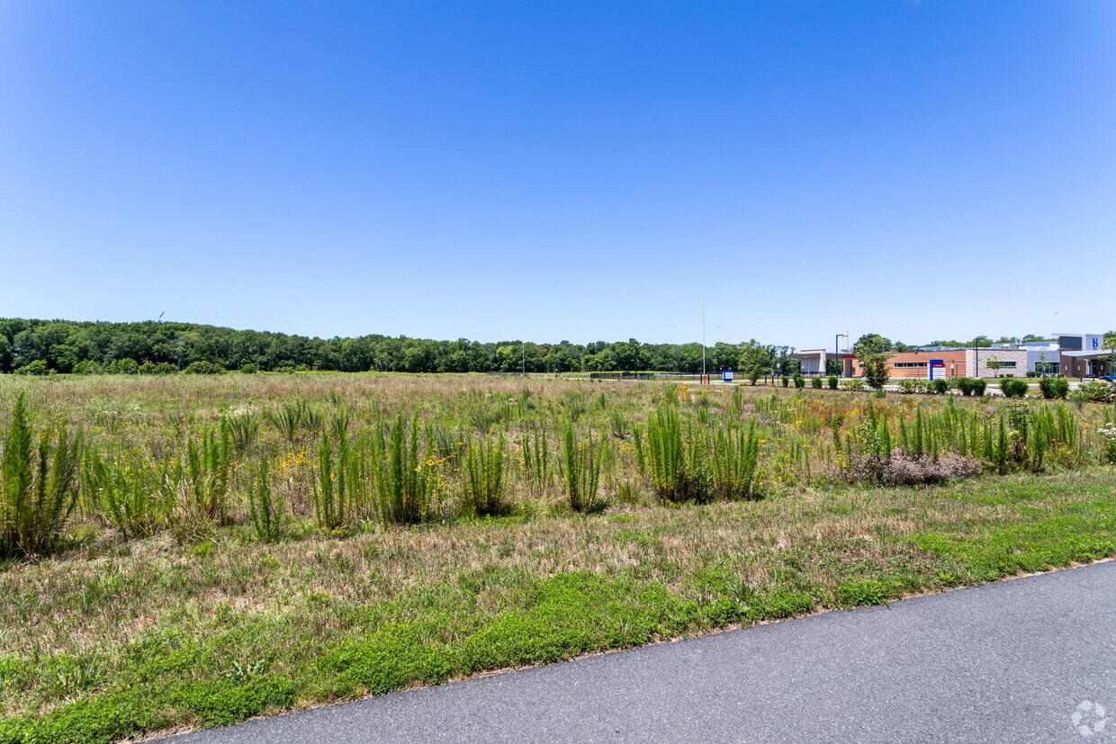 Tupelo Sands Apartments in Millville, DE