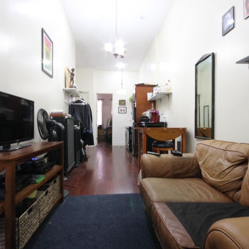Primary Photo - 171 Stanhope St