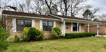 Building Photo - 5 Windy Oaks Ct
