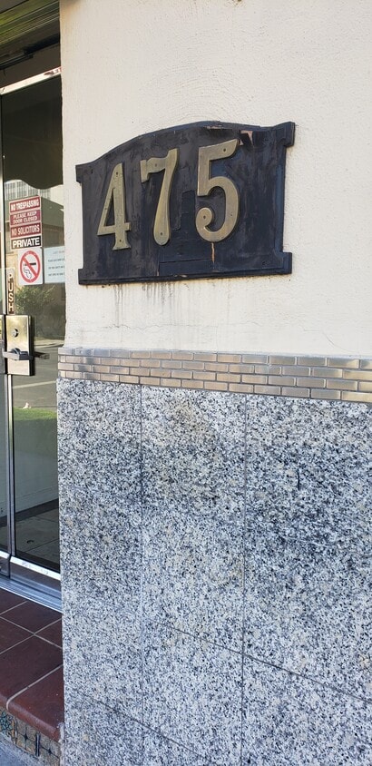 Building Photo - 475 S New Hampshire Ave