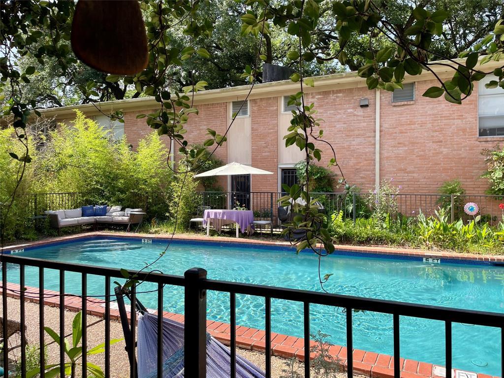 Foto principal - 3420 Mt Vernon St