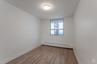 2BR, 1BA - 1106SF - Bedroom - 2450 & 2460 Weston Rd