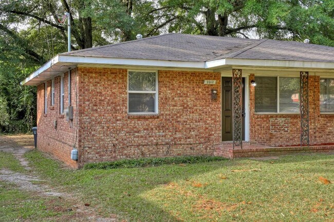 Building Photo - 2012 Wrightsboro Road - 1