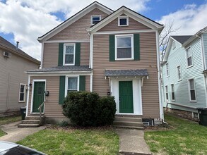 Building Photo - 721 Ross Ave