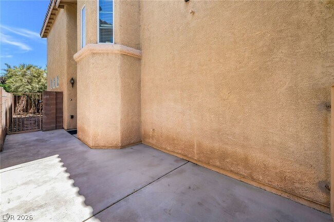 Building Photo - 8104 Caspian Moon Dr