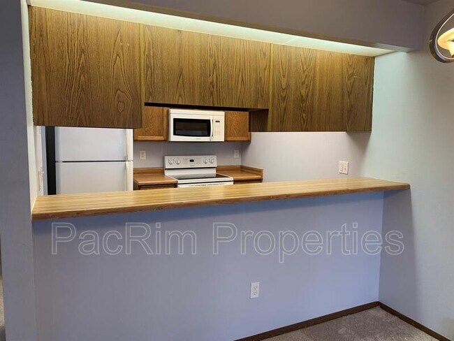 Foto del edificio - 1670 Eastridge Dr