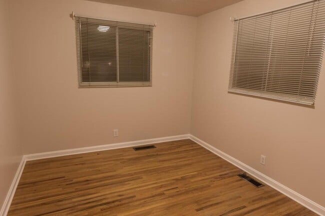 Foto del edificio - 5886 S Utahna Dr