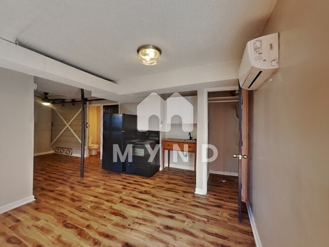 Building Photo - 1729 Morehead Ave