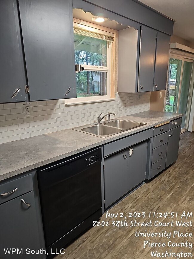 Foto del edificio - 2 br, 1 bath House - 8204 38th Street Ct W
