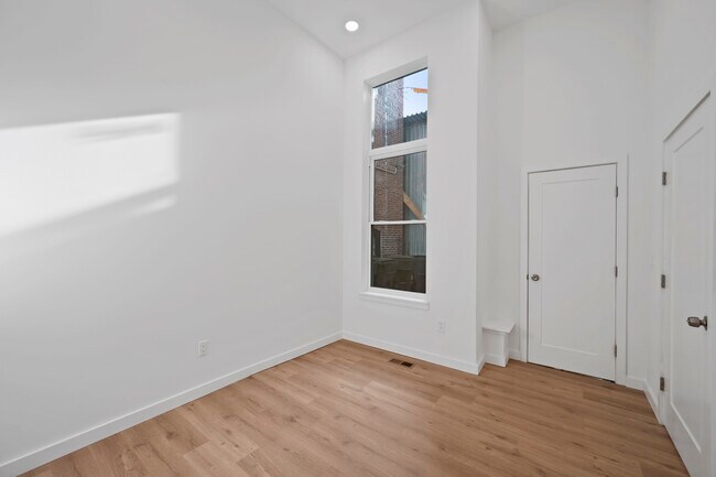 2045 Trenton apartamento 101_9 - The Nylon Lofts