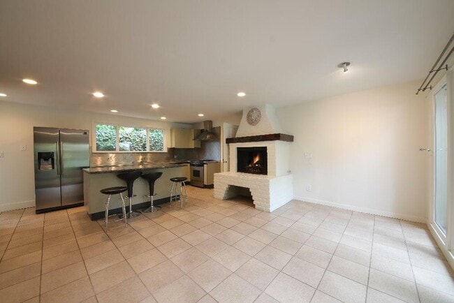 Photo - 122 Baltimore Ave House