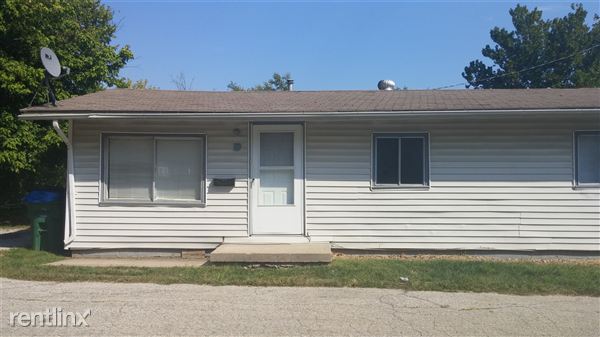 Building Photo - 300 E South St