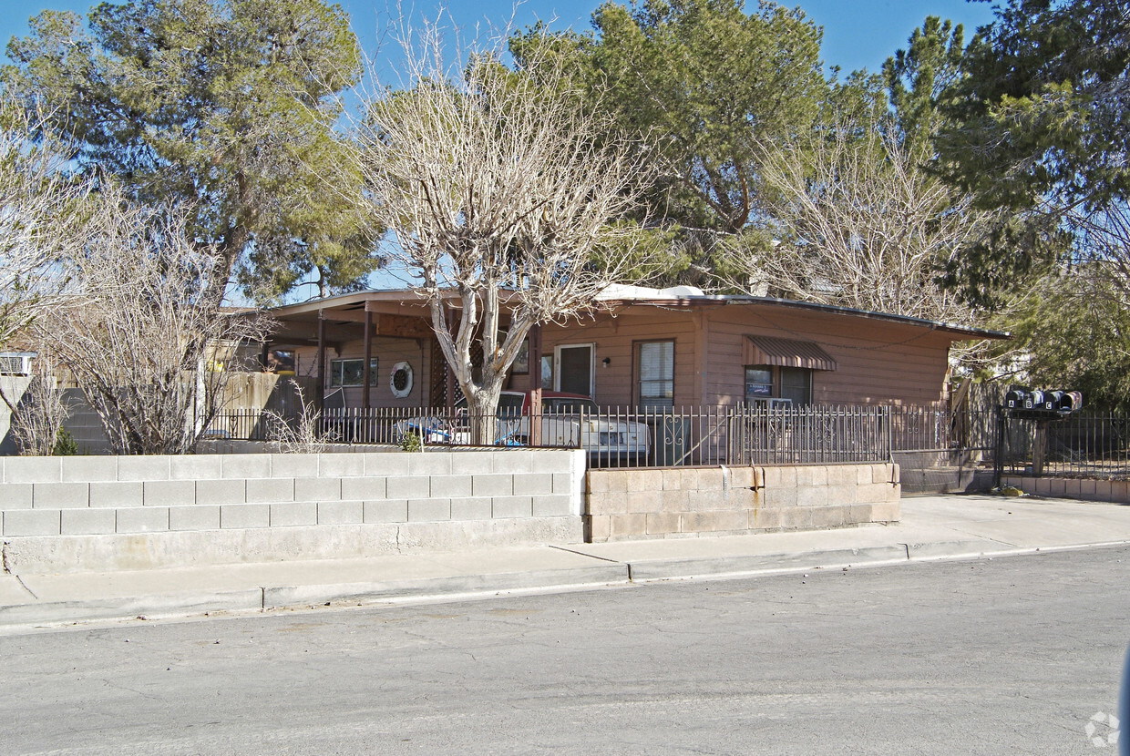 Primary Photo - Henderson Townsite