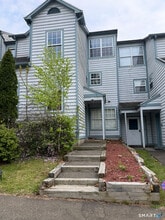 Building Photo - 1425 Quinnipiac Ave