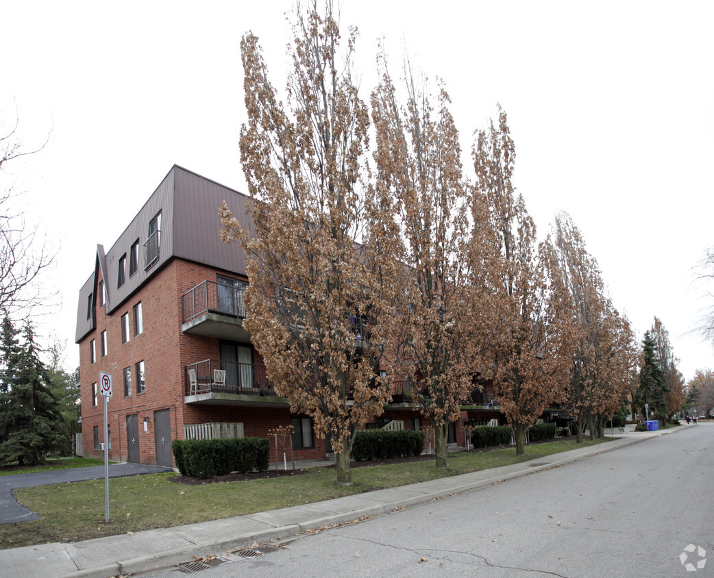 Building Photo - Normandy Place Apartments