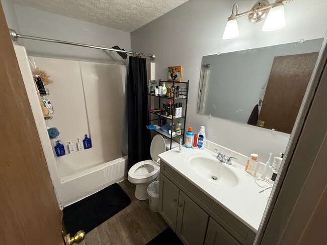 Building Photo - 925 Union Ave