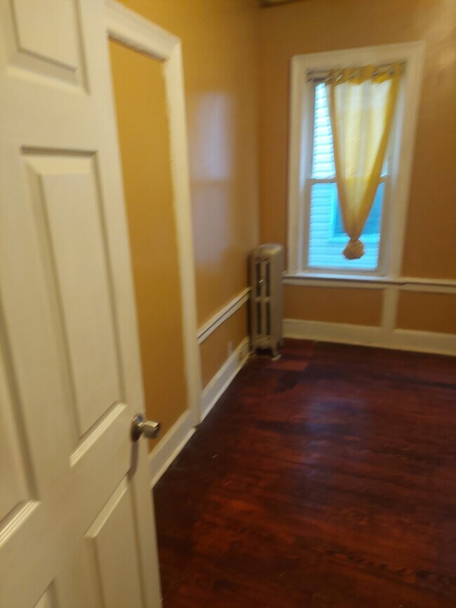 Bedroom -1 - 728 Alabama Ave