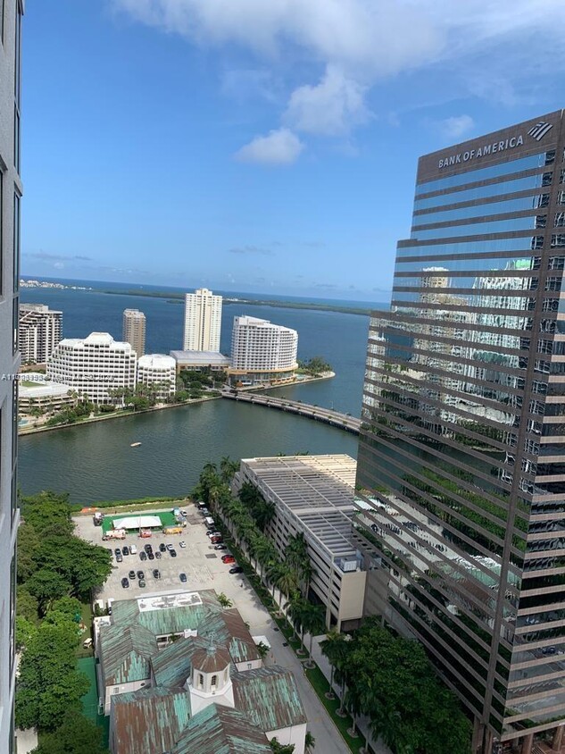 Primary Photo - 500 Brickell Ave