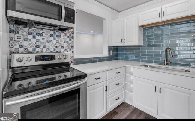 Foto del edificio - 2851 Forrest Hills Dr SW