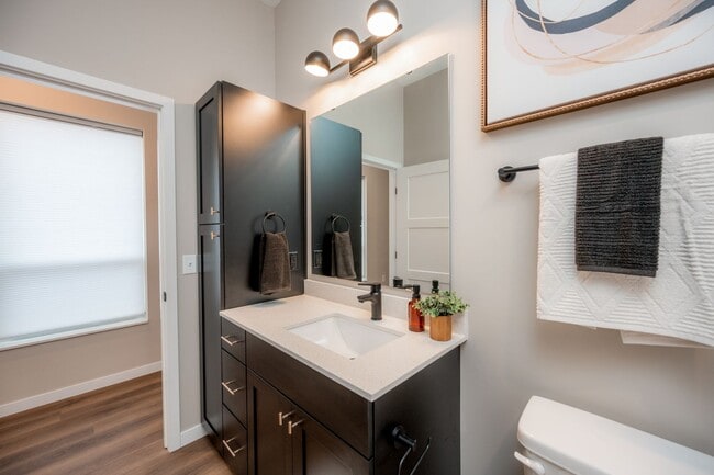 Interior Photo - Ovation