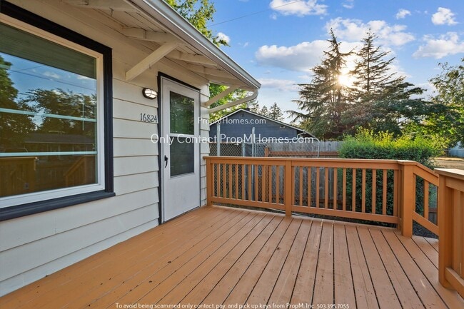 Photo - Two Bedroom, Single Level with an Entry Ramp - Large Fenced Yard! House