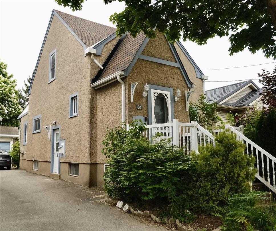 61 Randolph St, Welland, ON L3B 4C3 House for Rent in Welland, ON