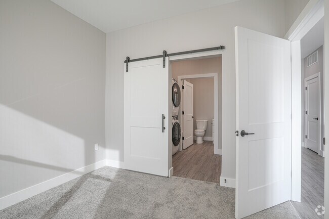 1 BR, 1 BA - Dormitorio - The Tribune Lofts
