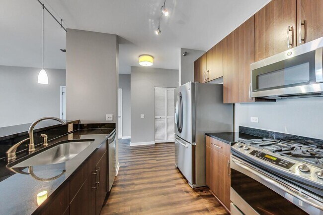 Foto del edificio - 757 N Orleans St