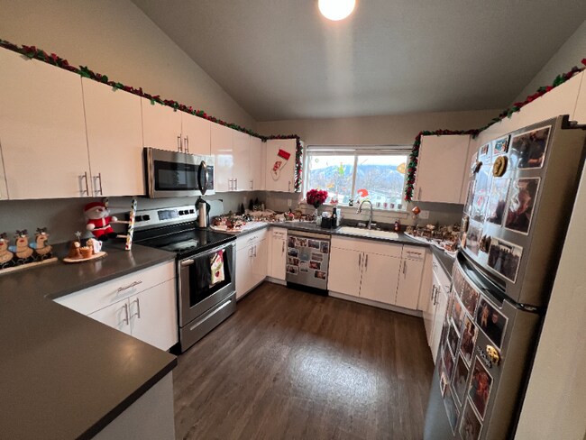 Foto del edificio - 67 W 600 S