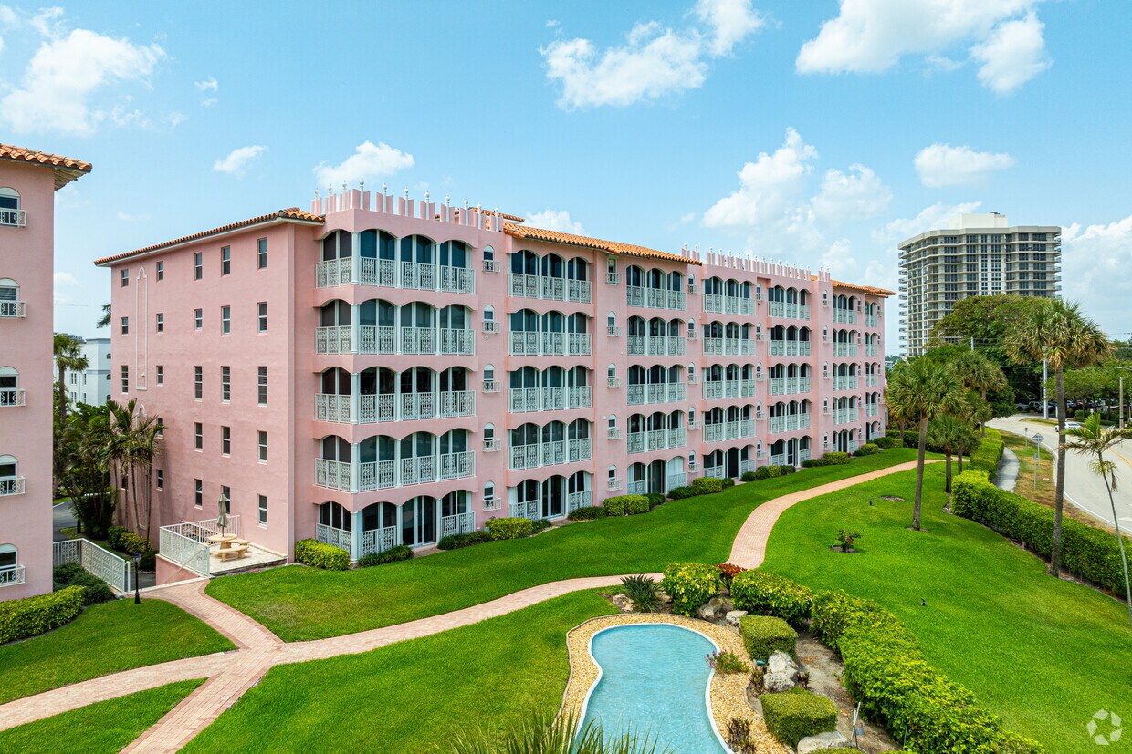 Building Photo - Newth Gardens