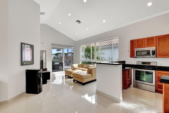 Foto del edificio - 2469 NW 66th Dr