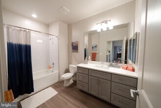 Building Photo - 2780 Megan Wy