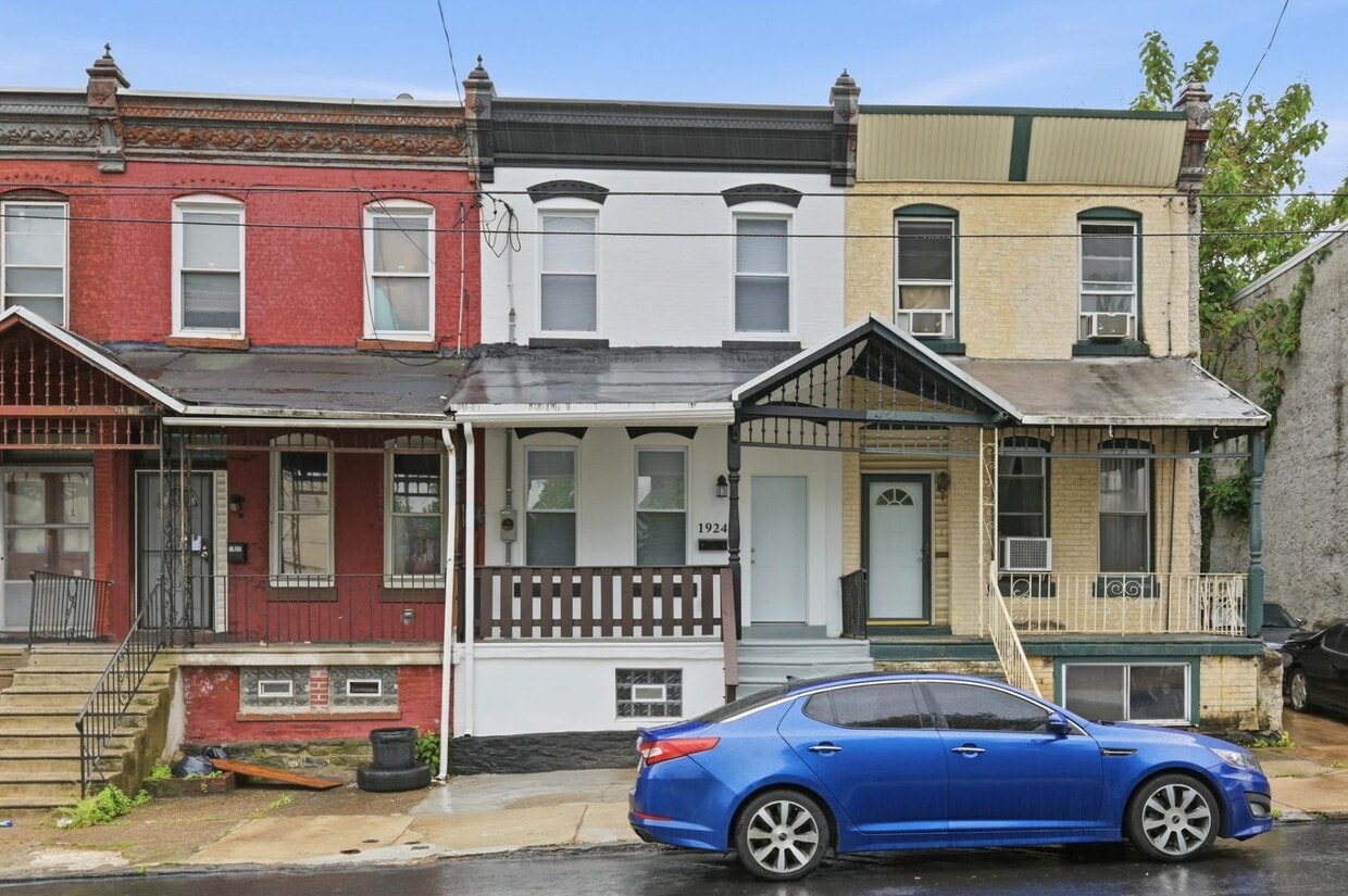 Photo - 1924 W Westmoreland St.