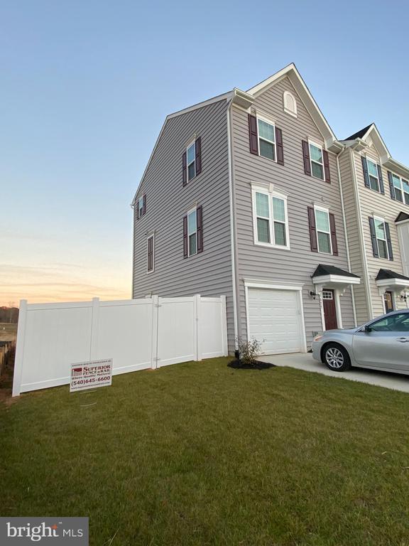 Building Photo - 2677 Bears Den Dr