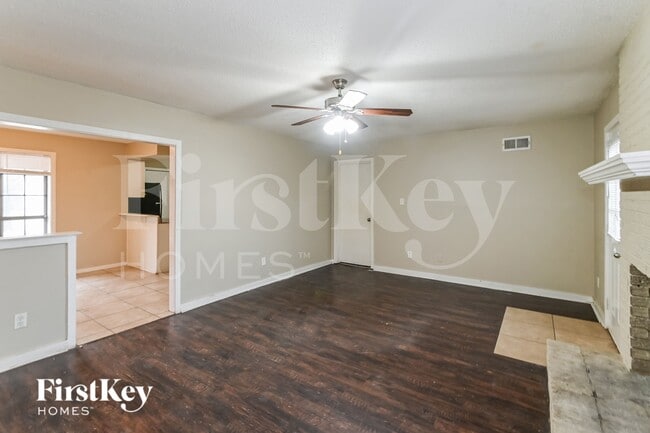 Building Photo - 4266 Crump Rd