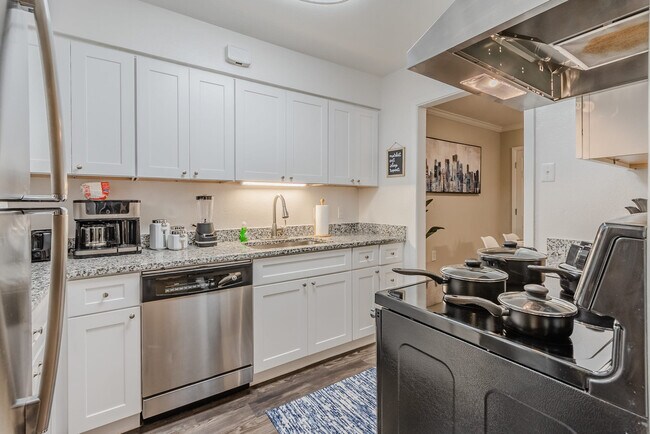 Foto del edificio - 10020 Regal Park Ln