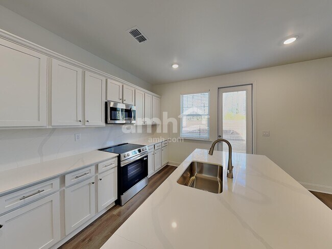 Foto del edificio - 1468 Aquamarine Dr