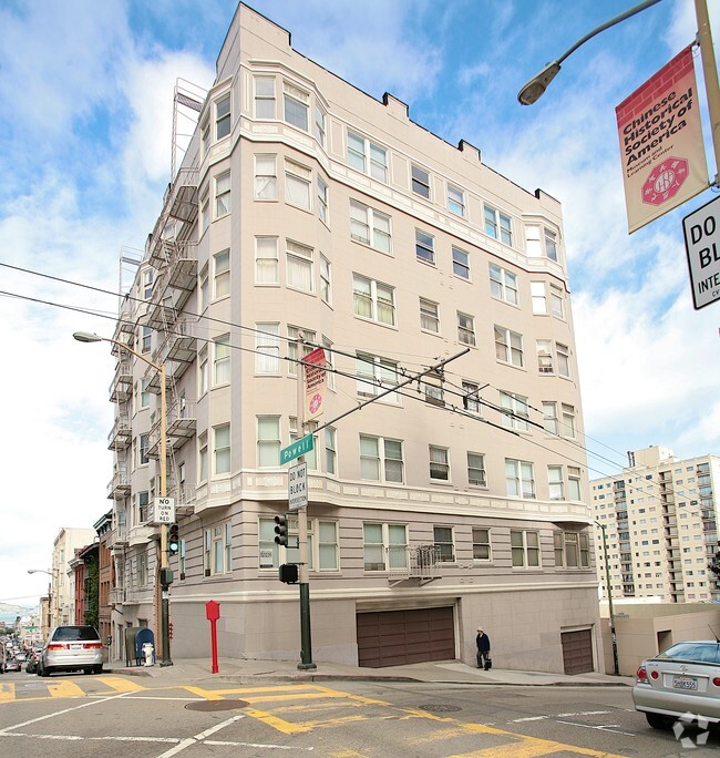 Building Photo - One Thousand Powell Apartments