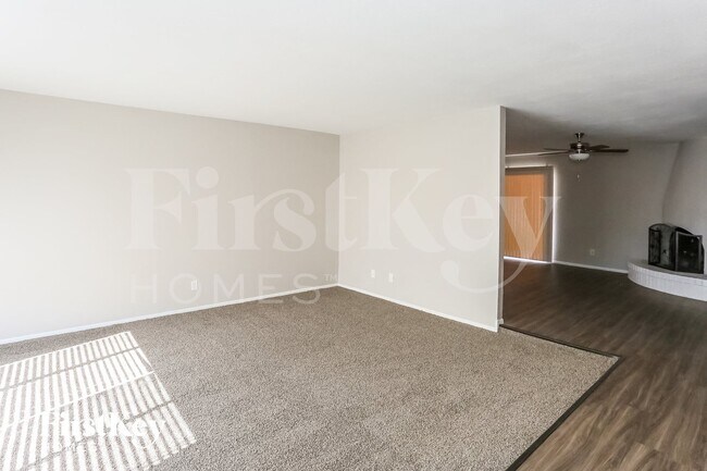 Foto del edificio - 4844 W Brown St