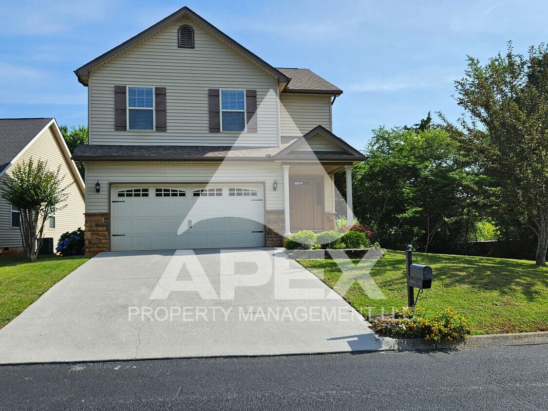 Foto principal - West Knoxville – Beautifully Upgraded - 3 ...