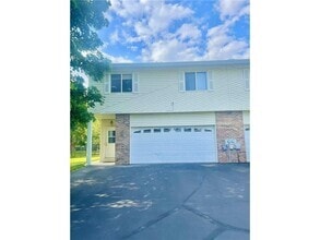 Building Photo - 13438 70th Pl N