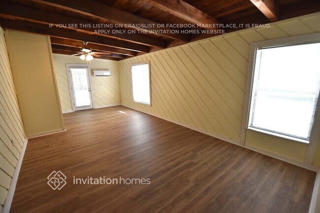 Foto del edificio - 322 W Hornbeam Dr