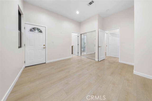 Foto del edificio - 1324 Winchester Ave