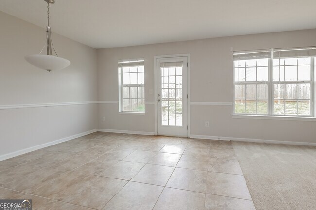 Building Photo - 408 Parkside Way